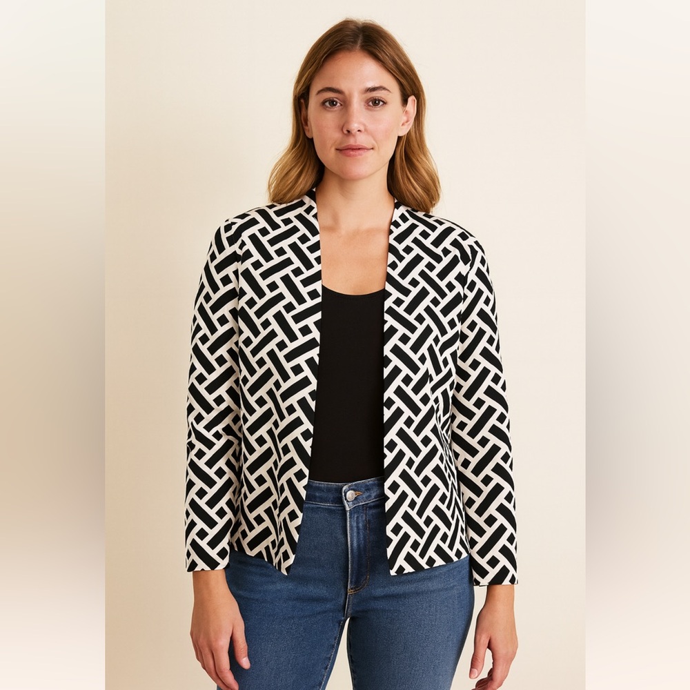 Chico’s black and white collarless blazer